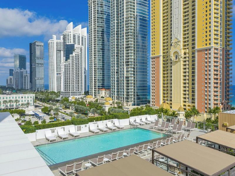 Residence Inn Miami Sunny Isles Beach image