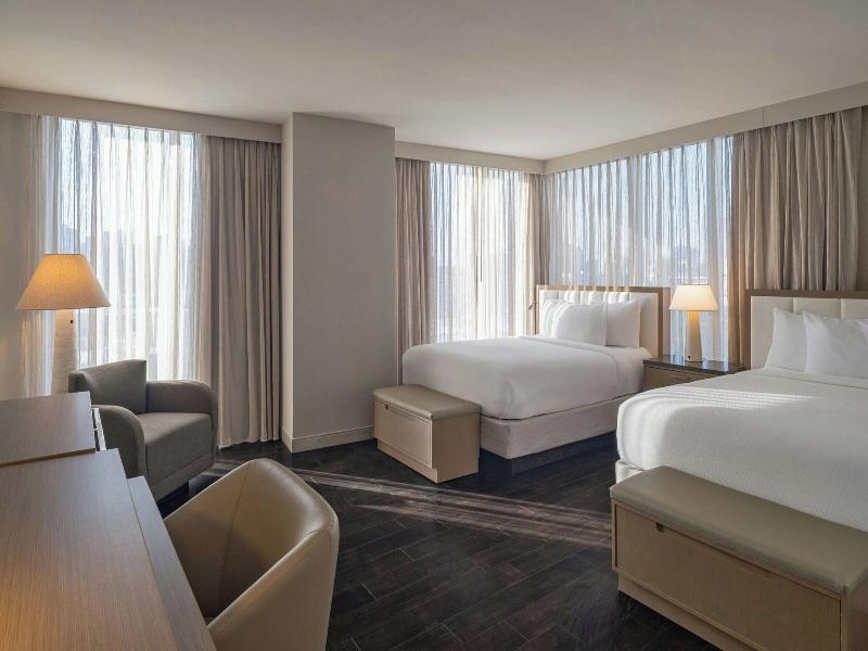 Residence Inn Miami Sunny Isles Beach image
