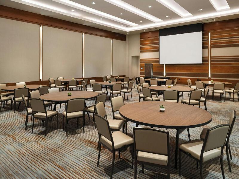 Marriott Irvine Spectrum image