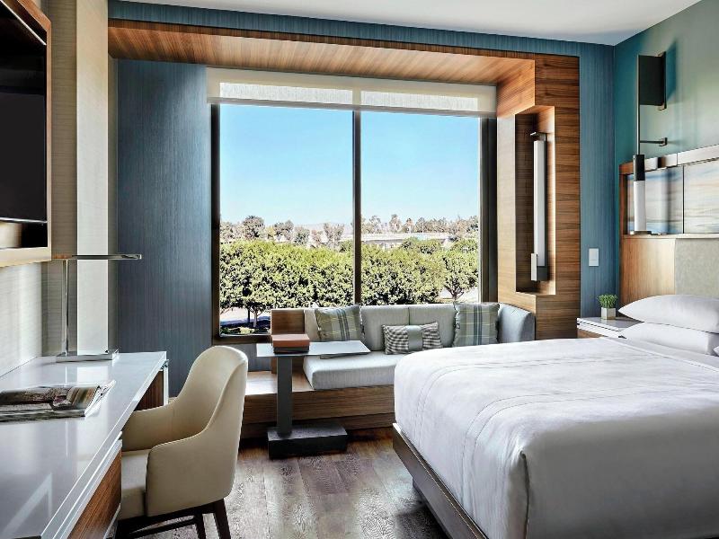 Marriott Irvine Spectrum image
