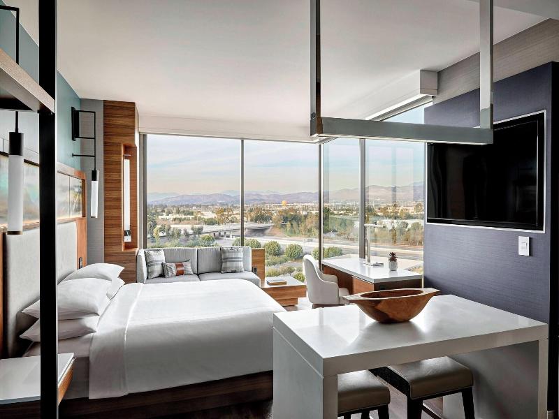 Marriott Irvine Spectrum image