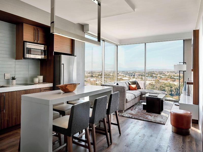 Marriott Irvine Spectrum image