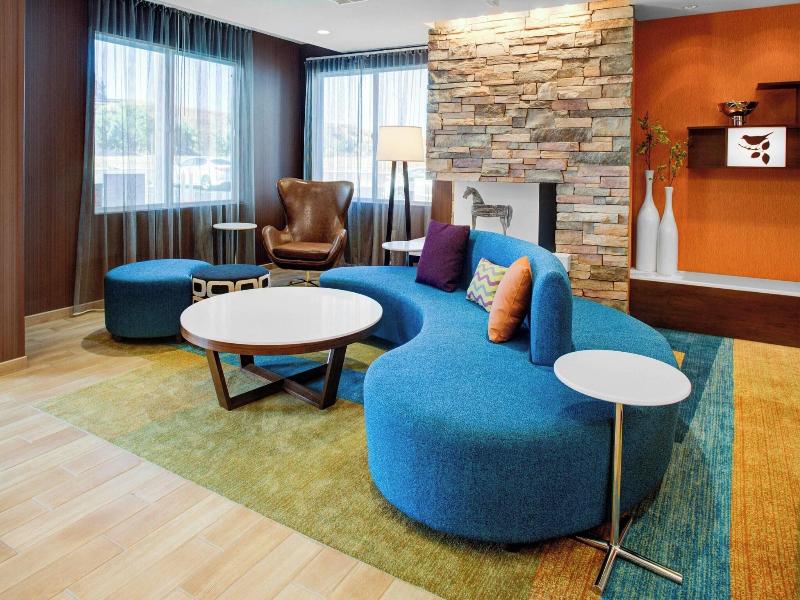 Fairfield Inn & Suites Hollister image