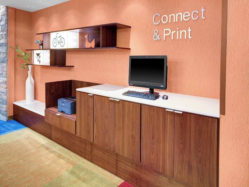 Fairfield Inn & Suites Hollister image