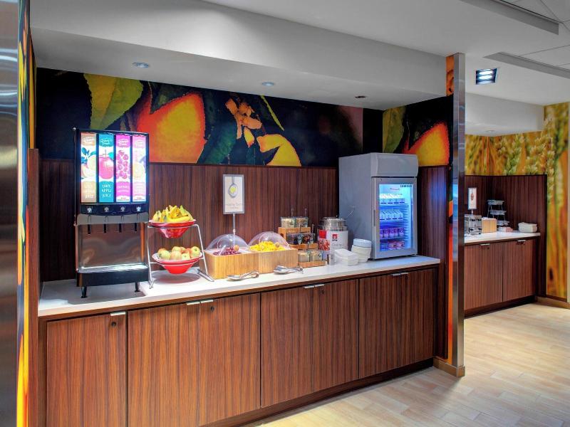 Fairfield Inn & Suites Hollister image