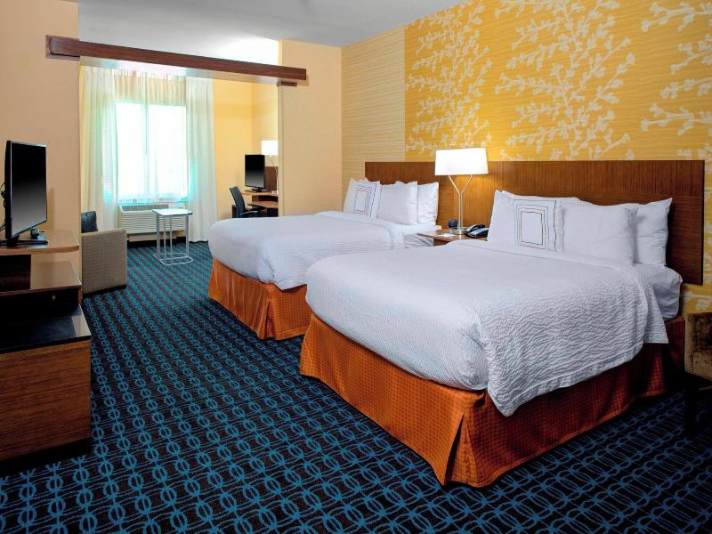 Fairfield Inn & Suites Hollister image