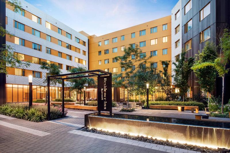 Residence Inn Portland Downtown/Pearl District image