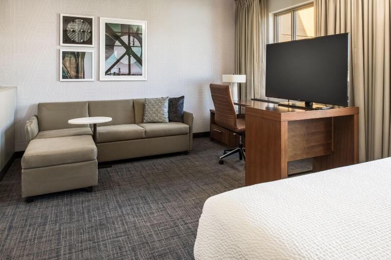 Residence Inn Portland Downtown/Pearl District image