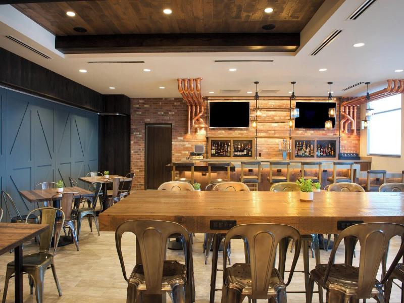 SpringHill Suites Bend image