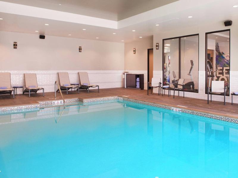 SpringHill Suites Bend image