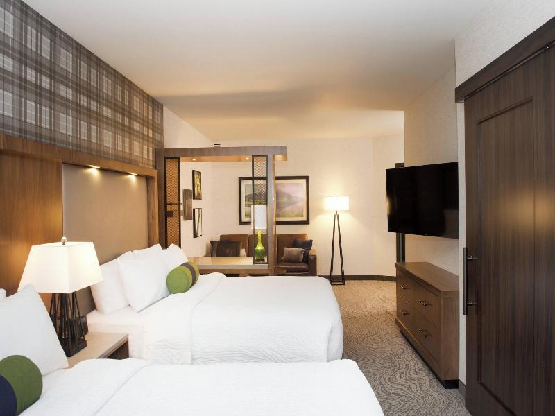 SpringHill Suites Bend image