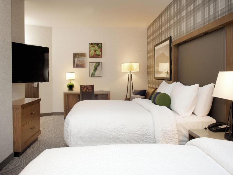 SpringHill Suites Bend image