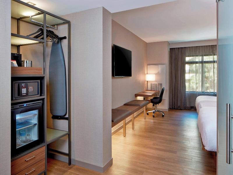 AC Hotel Seattle Bellevue/Downtown image