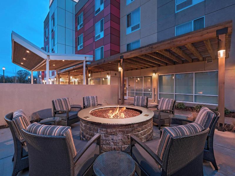 TownePlace Suites Tacoma Lakewood image