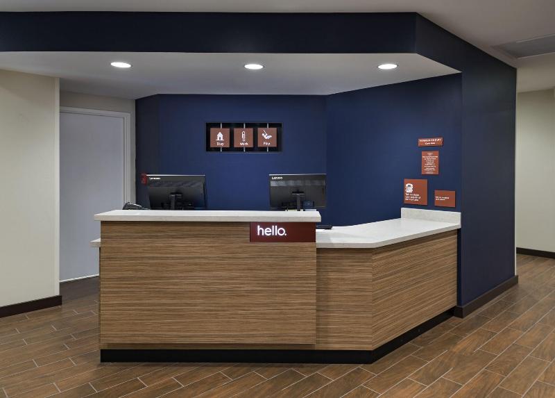 TownePlace Suites Tacoma Lakewood - Image 2