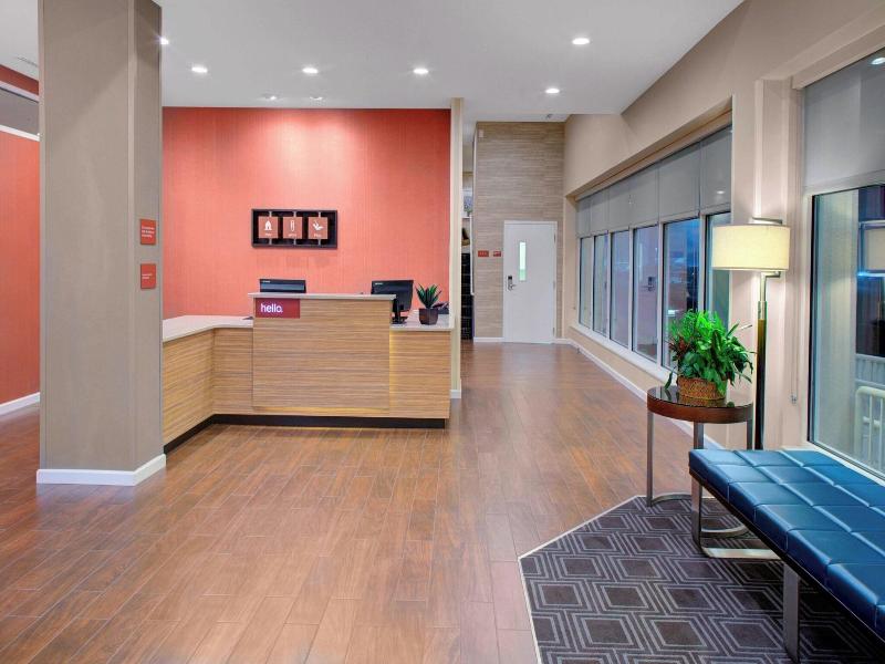 TownePlace Suites Parkersburg image