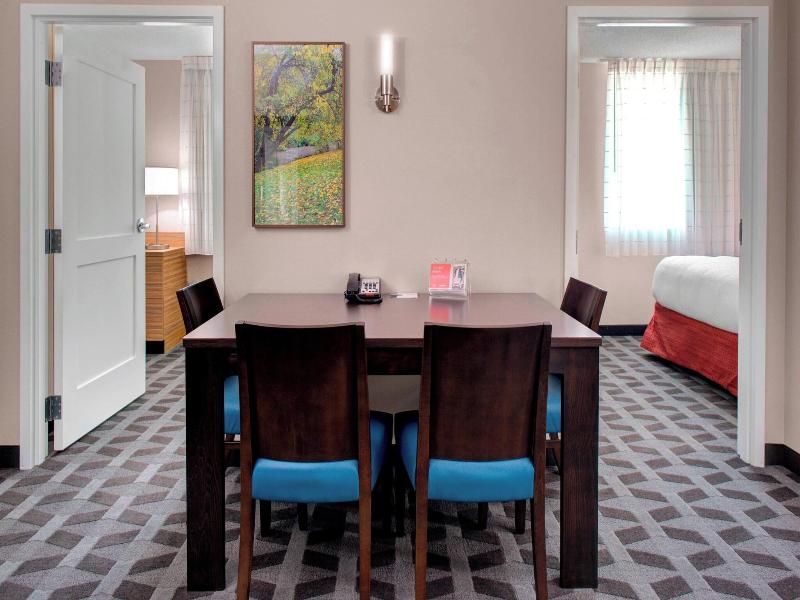 TownePlace Suites Parkersburg image