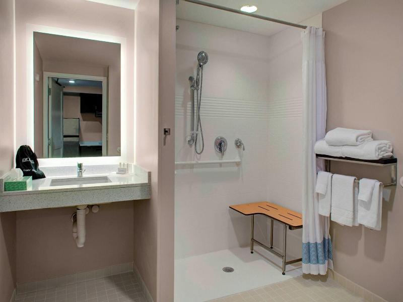 TownePlace Suites Parkersburg image