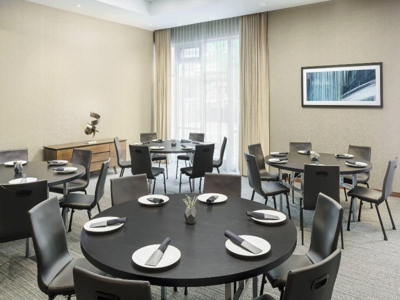 AC Hotel Chapel Hill Downtown image