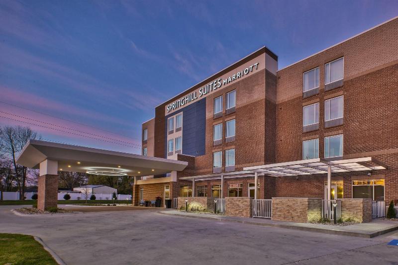 SpringHill Suites St. Joseph Benton Harbor image