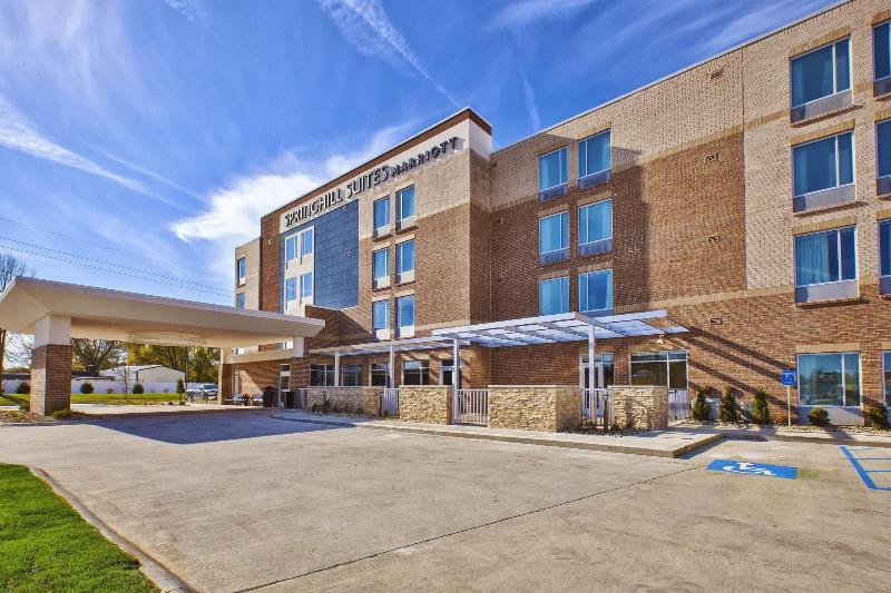 SpringHill Suites St. Joseph Benton Harbor image