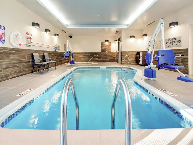 Fairfield Inn & Suites Asheville Tunnel Road image