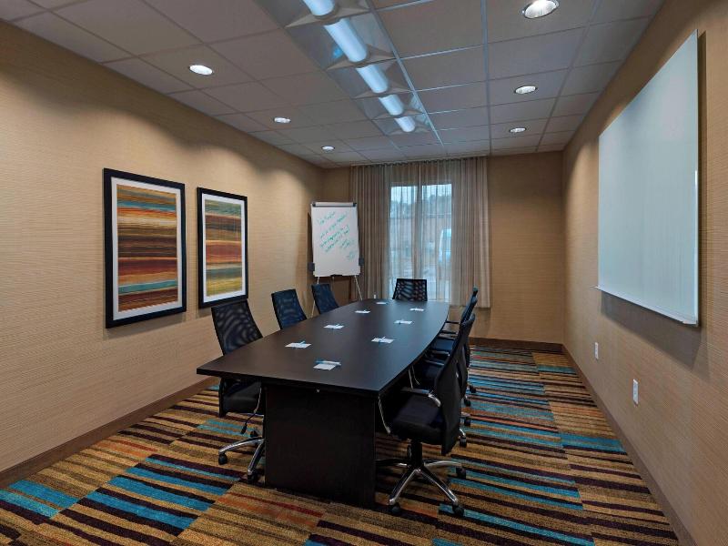 Fairfield Inn & Suites Atlanta Peachtree City image