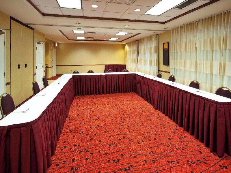 Residence Inn Chicago Oak Brook image