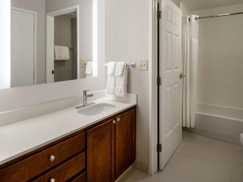 Residence Inn Chicago Oak Brook image