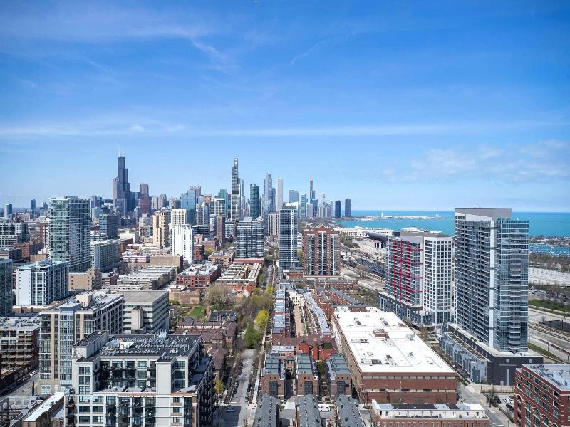 Marriott Marquis Chicago image