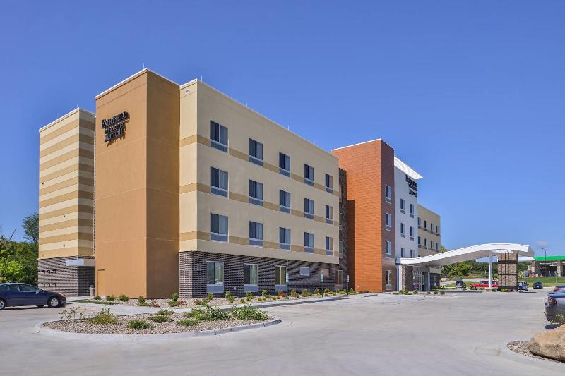 Fairfield Inn & Suites St. Joseph image