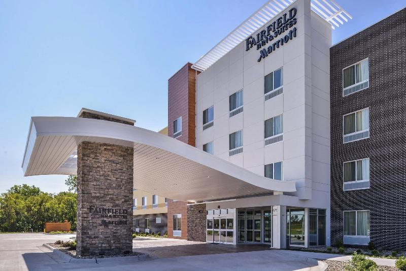 Fairfield Inn & Suites St. Joseph image