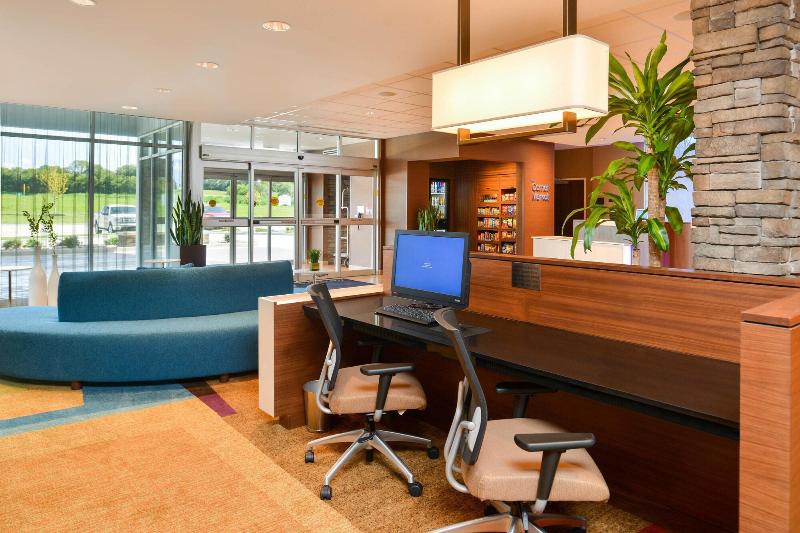 Fairfield Inn & Suites St. Joseph image