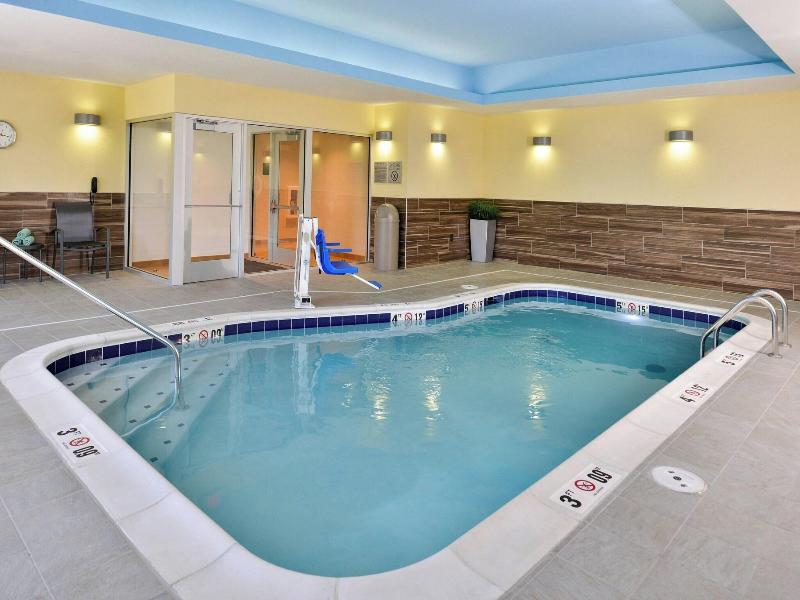 Fairfield Inn & Suites St. Joseph image