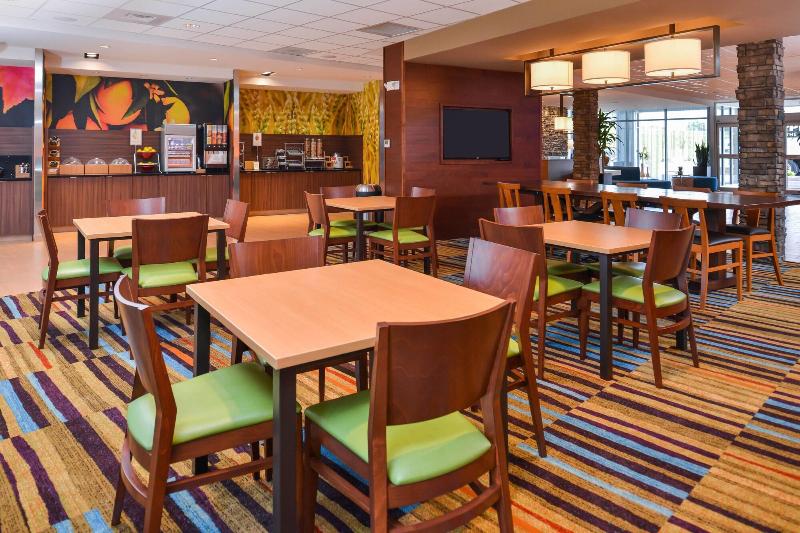 Fairfield Inn & Suites St. Joseph image