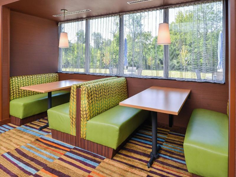 Fairfield Inn & Suites St. Joseph image