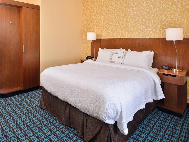 Fairfield Inn & Suites St. Joseph image