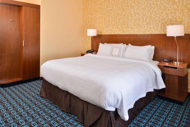 Fairfield Inn & Suites St. Joseph image