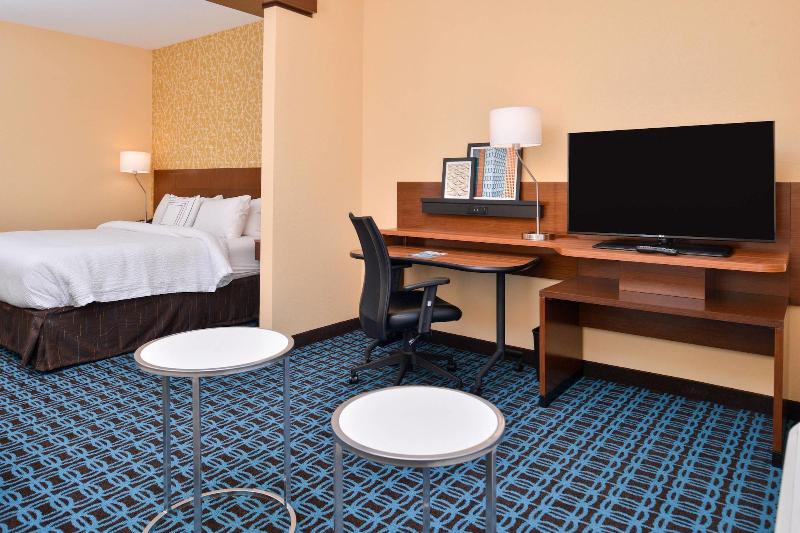 Fairfield Inn & Suites St. Joseph image
