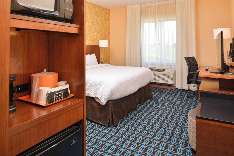 Fairfield Inn & Suites St. Joseph image