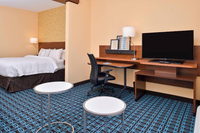 Fairfield Inn & Suites St. Joseph image