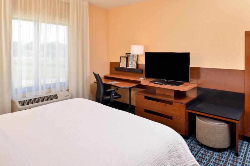 Fairfield Inn & Suites St. Joseph image