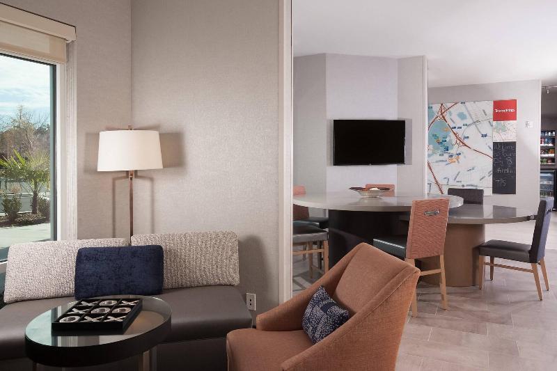 TownePlace Suites Charleston Airport/Convention C image