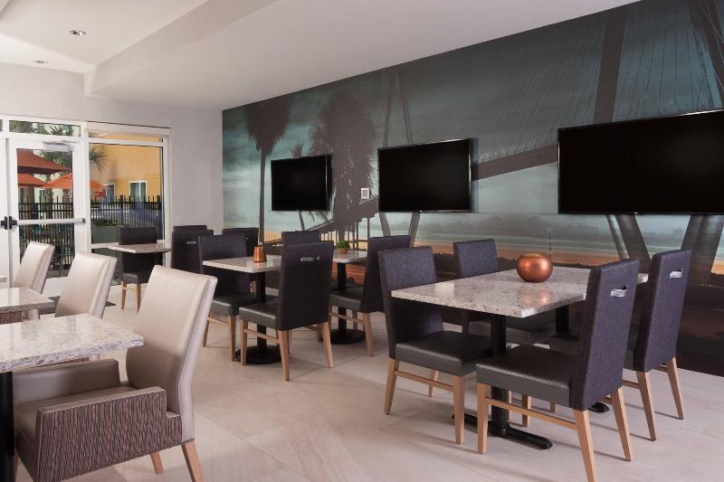 TownePlace Suites Charleston Airport/Convention C image
