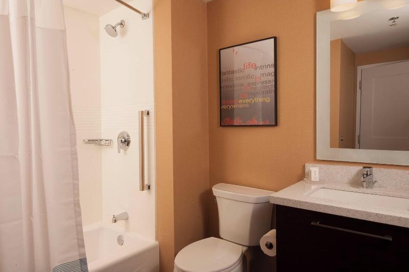 TownePlace Suites Charleston Airport/Convention C image