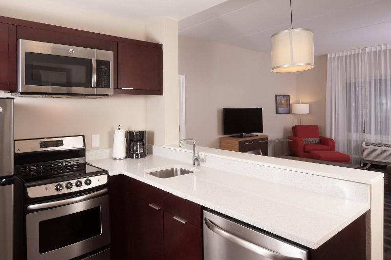 TownePlace Suites Charleston Airport/Convention C image