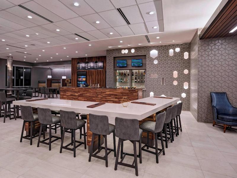 Courtyard Houston Sugar Land/Lake Pointe image