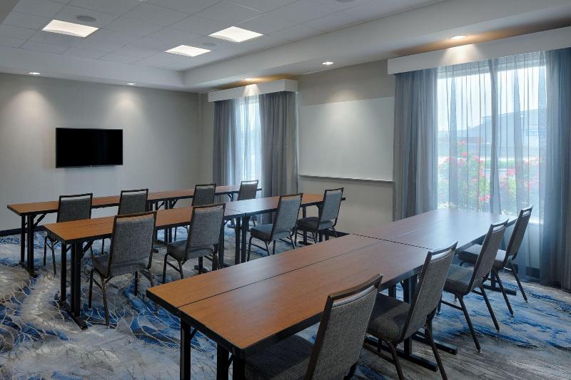 Fairfield Inn & Suites Columbus Airport image