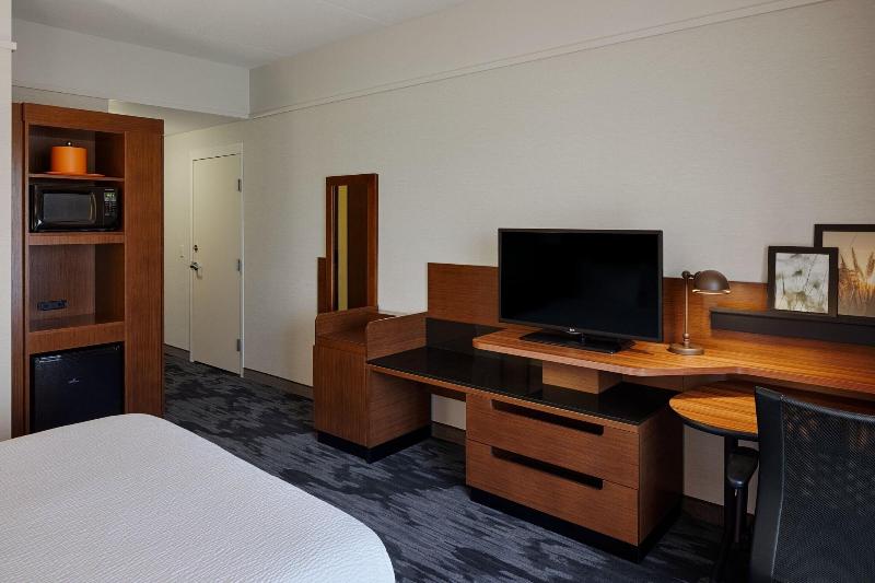 Fairfield Inn & Suites Columbus Airport image
