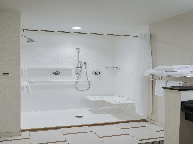 Fairfield Inn & Suites Columbus Airport image